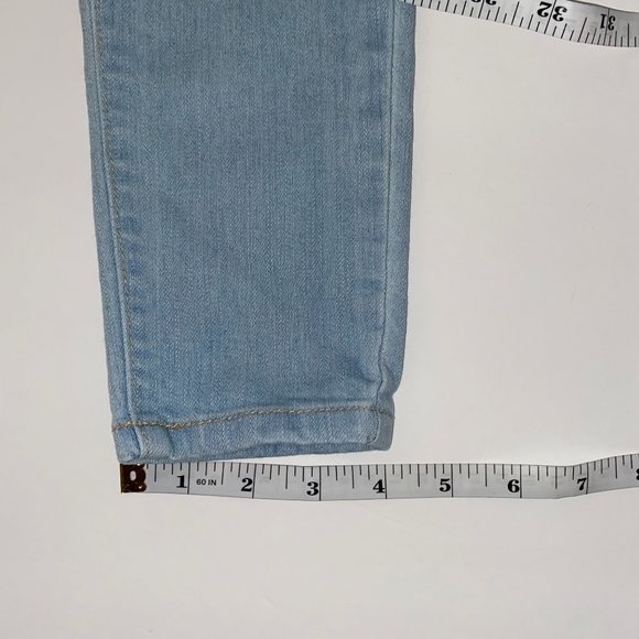 FASHION NOVA Distressed Jeans - Picture 7 of 9